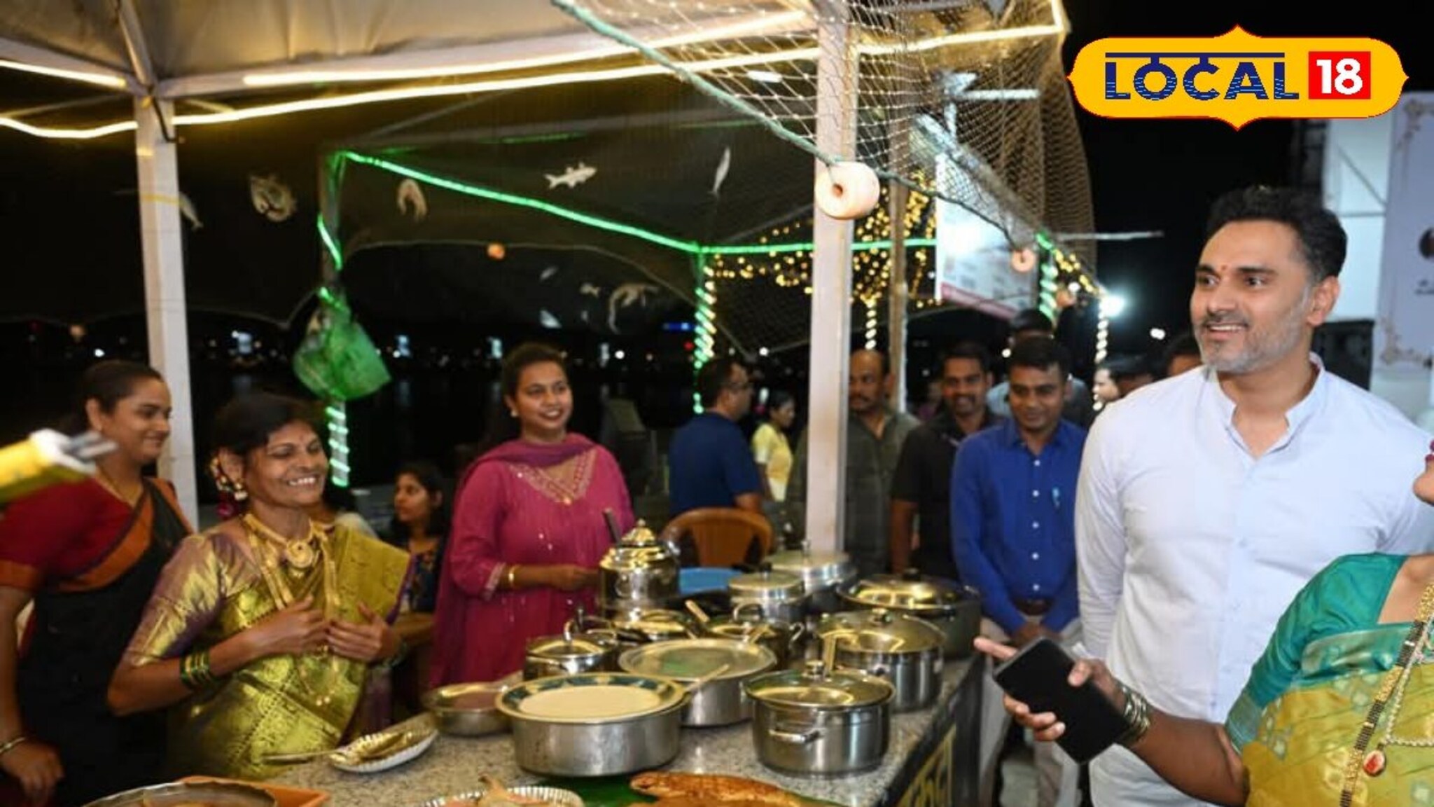 Mumbai Food: मुंबईत 153 महिला चालवतात खास फूड हब, कोळी मसाल्यातलं सी फूड खायचं तर थेट इथं जायचं, Video