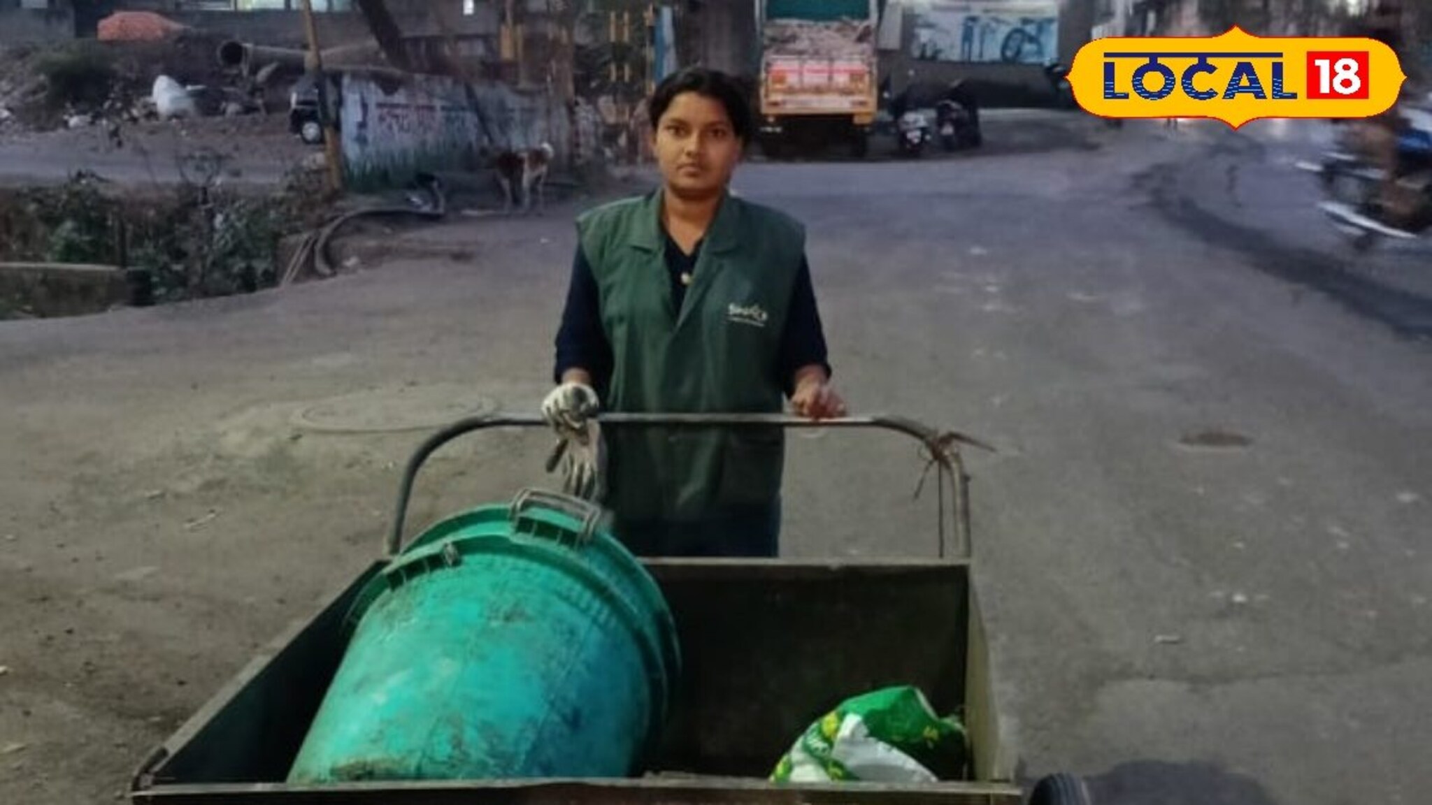 SSC Result: आता थांबायचं नाय! सिनेमाची रिअल स्टोरी, कचरा वेचक प्रियांकाने अखेर दहावी पास करून दाखवली!