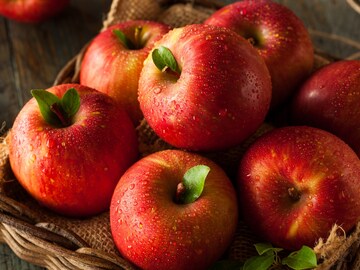 'हे' फक्त फळ नाही; तर आहे अनेक आजारांवर रामबाण उपाय! रोज खाल, तंदुरुस्त रहाल