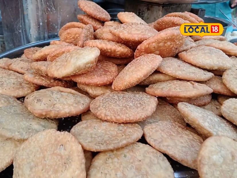 तीरथराम शर्मा याच्या नवीन पिढीने सुद्धा हा व्यवसाय पुढे सुरूच ठेवला. त्यांनी काळानुरूप अनेक बदल केलेत मात्र चव ही जशीच्या तशी ठेवली. शर्मा यांच्या या चविष्ट आणि झणझणीत कचोरी मागचं नेमकं गुपित काय? तर ते म्हणजे त्यातील मसाला. शर्मा यांच्या 5 मुलांकडून 16 नातवंडांकडे या मसाल्याची रेसिपी आली. 