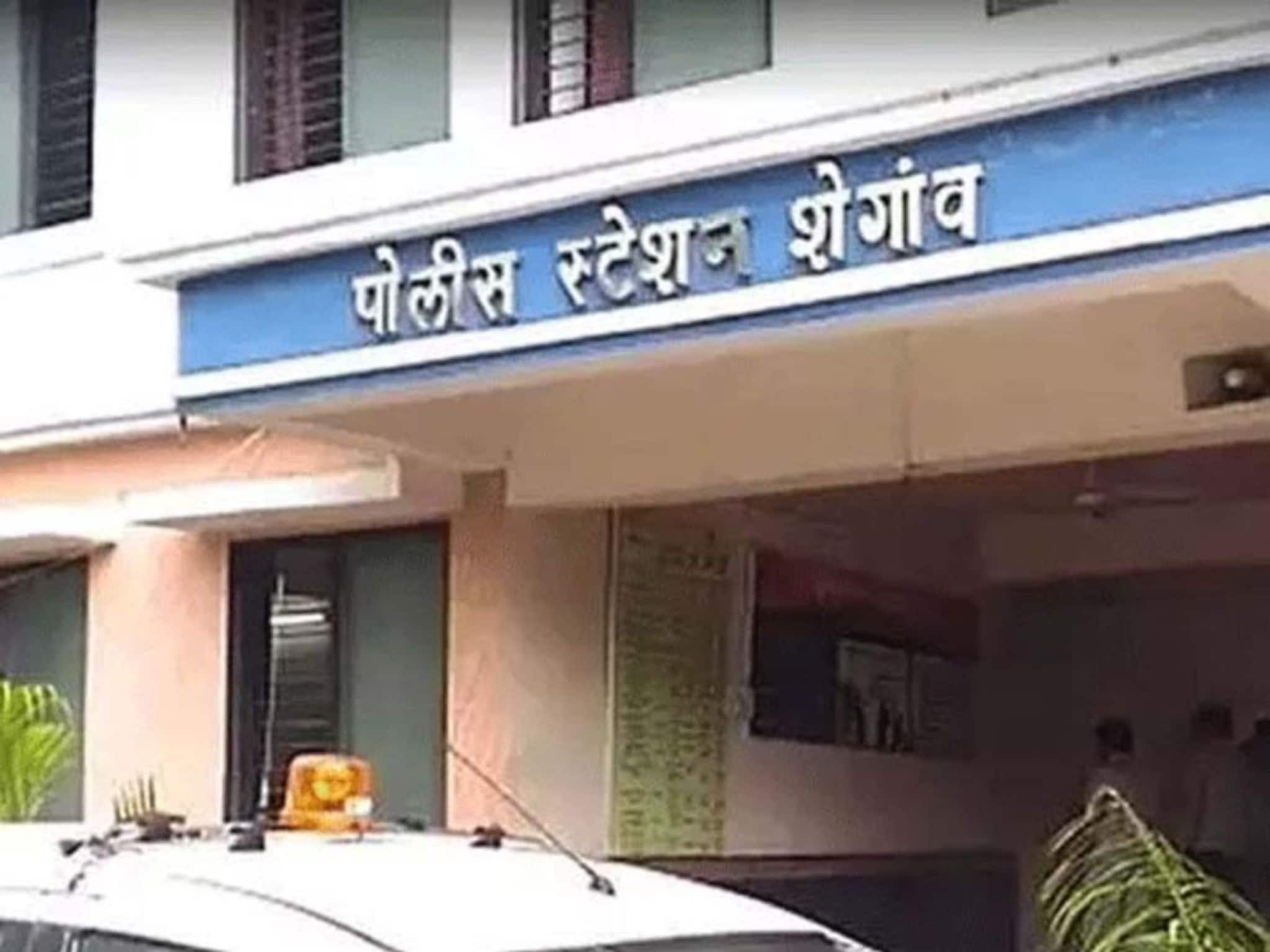 रेल्वे स्टेशनजवळ सापडली डेडबॉडी, पोलिसांनं वाटलं आहे भिकारी पण तपासात आला भयानक ट्विस्ट; बुलढाणा हादरलं