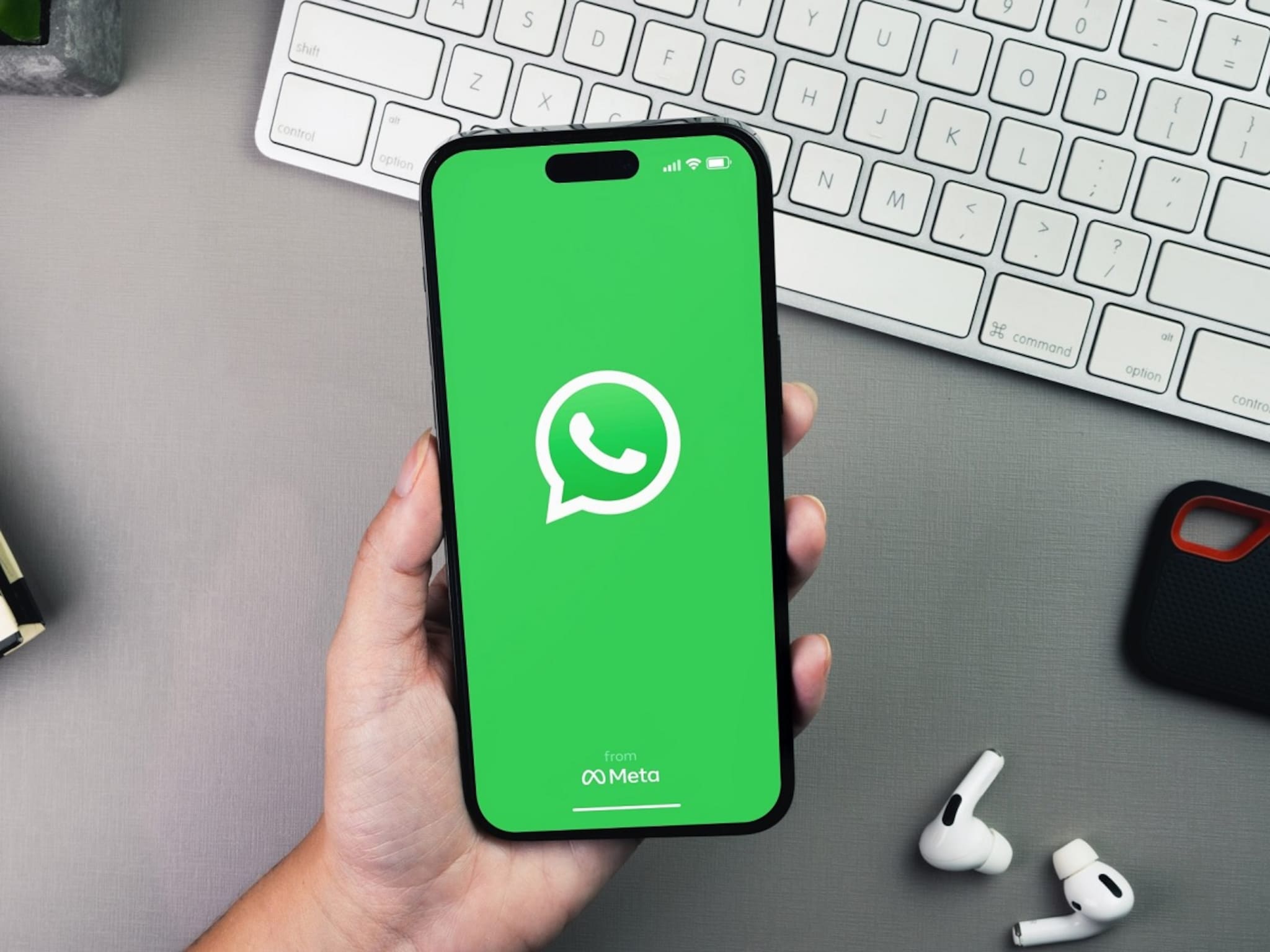 चुकून महत्त्वाचे WhatsApp मेसेज डिलीट झाले? डोंट वरी, एका क्लिकमध्ये होतील रिस्टोअर 
