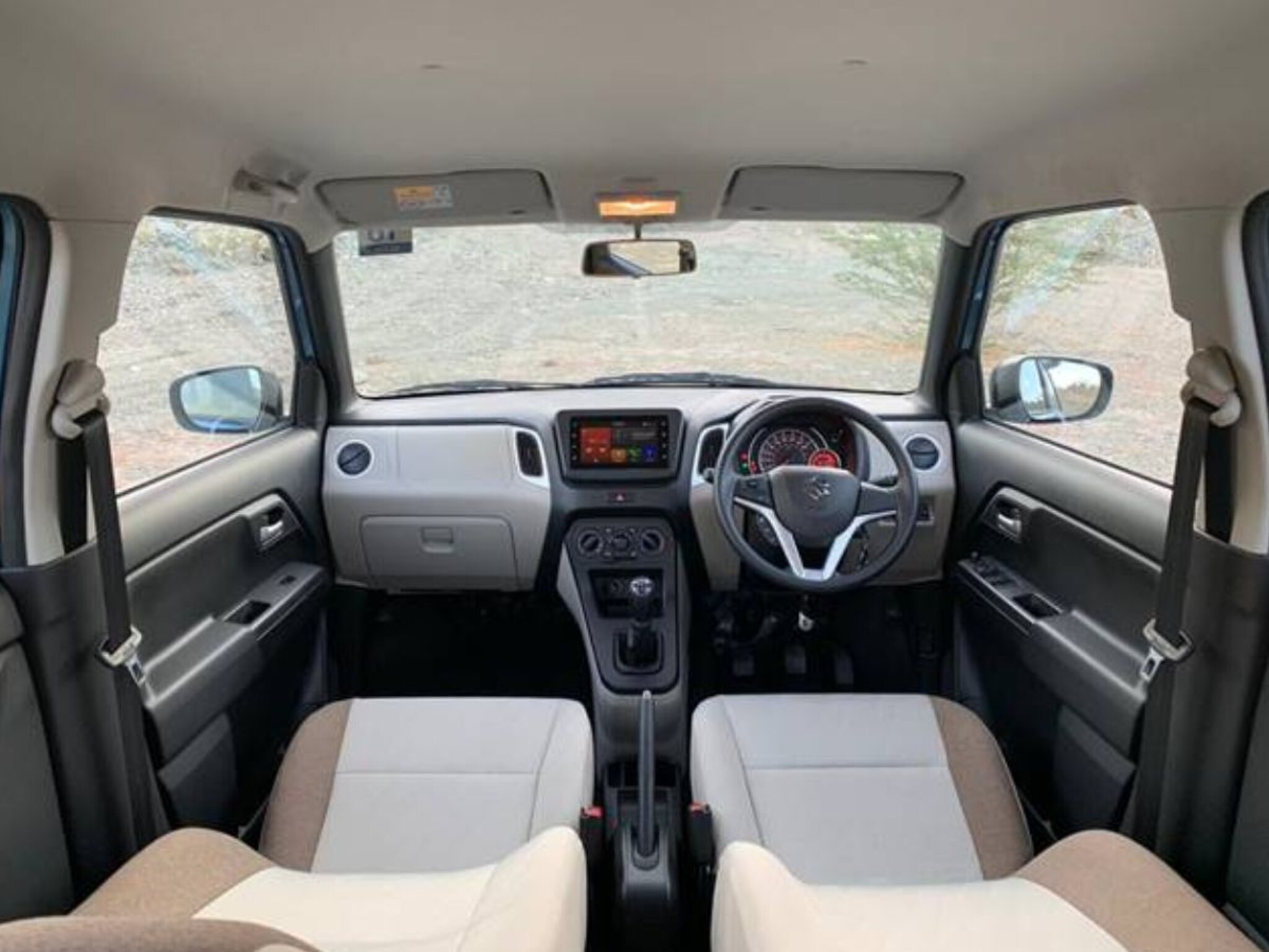 Used Car: 2.50 लाखांमध्ये Maruti ची 'मायलेज किंग' कार आणा दारात, पुण्यात आहे उपलब्ध!