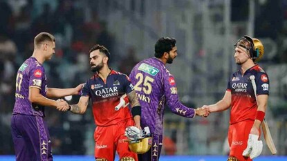 IPL पुन्हा सुरू व्हायच्या आधीच नव्या 'व्हिलन'ची एन्ट्री, RCB vs KKR मॅचवर संकट IPL पुन्हा सुरू व्हायच्या आधीच नव्या 'व्हिलन'ची एन्ट्री, RCB vs KKR मॅचवर संकट