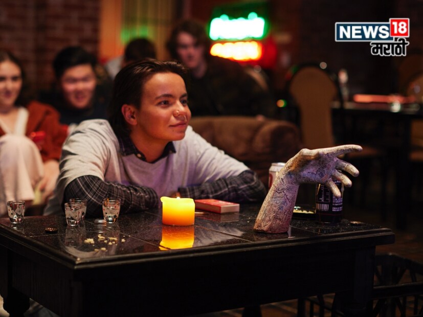 हा चित्रपट फक्त १ तास ३५ मिनिटांचा आहे, पण इतक्या कमी वेळेतही तो प्रेक्षकांची चांगलीच धाकधूक वाढवतो. विकिपीडियानुसार, हा चित्रपट अंदाजे ४.५ मिलियन डॉलर म्हणजेच सुमारे ३७ कोटी रुपयांच्या बजेटमध्ये बनवण्यात आला होता. पण, बॉक्स ऑफिसवर त्याने २६ मिलियन डॉलर म्हणजेच सुमारे २१३ कोटी रुपयांची जबरदस्त कमाई केली होती.