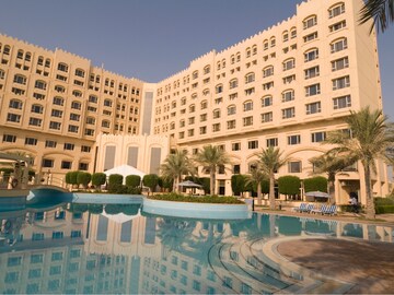 हॉटेलमधून 'या' वस्तू घेऊन जाण्याचा विचार करताय? मग आधी हे वाचाच! हॉटेलमधून 'या' वस्तू घेऊन जाण्याचा विचार करताय? मग आधी हे वाचाच!