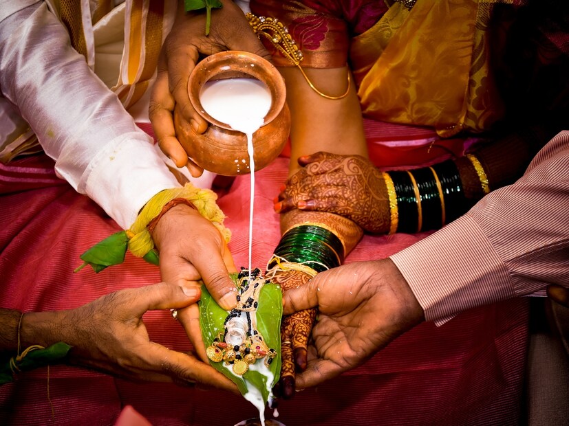  या यादीत बिहार दुसऱ्या क्रमांकावर आहे. बिहारमध्ये सरकारी नोकरीची क्रेझ असली तरी, पत्नी खून करण्यात मागे नाहीत. 2020 मध्ये 30 पतींची हत्या त्यांच्या पत्नींनी केली, तर पुढील वर्षी 35, नंतर 40, मग 38 आणि 2024 मध्ये 42 पतींची हत्या पत्नींनी केली.