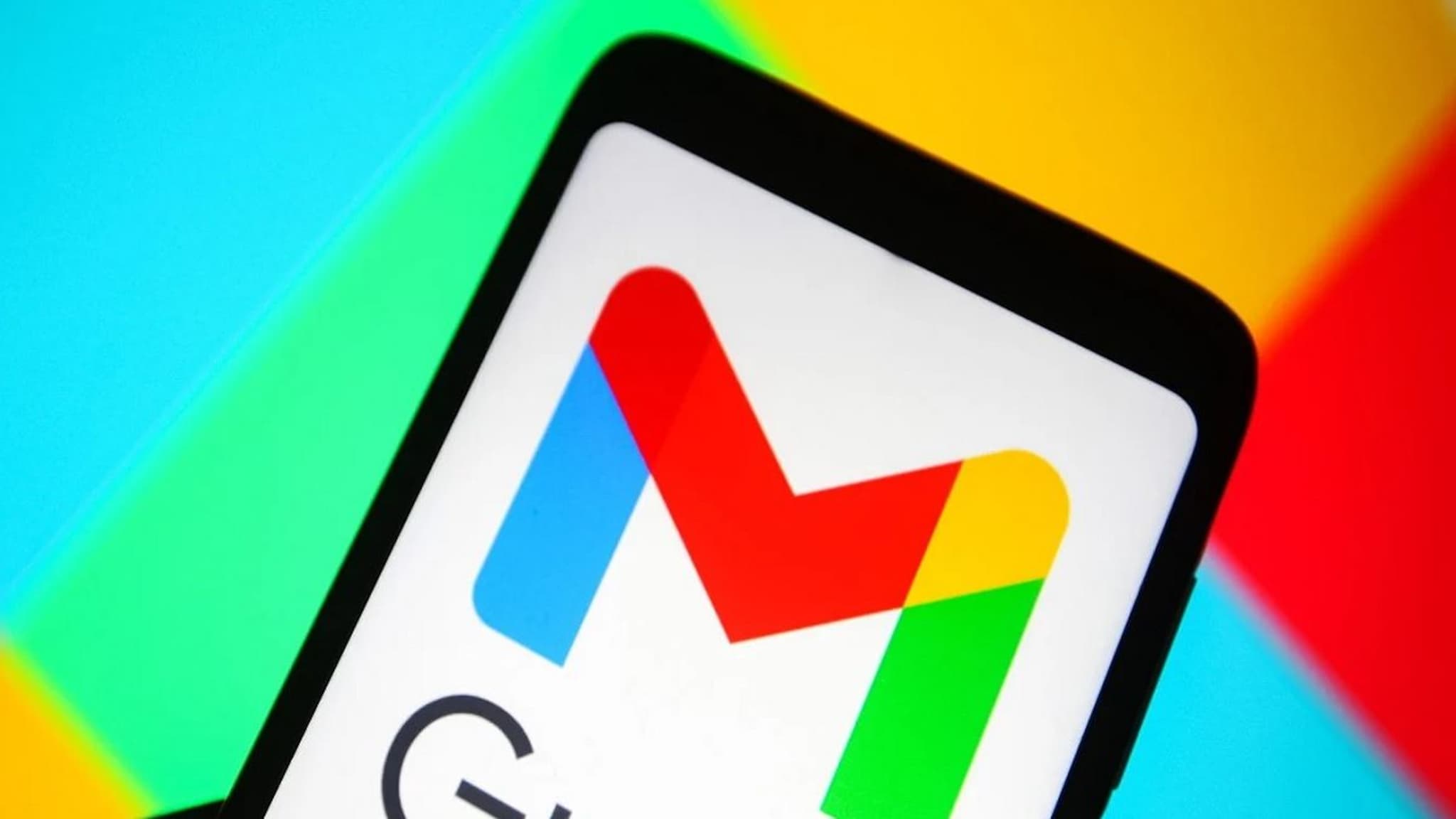 Gemini AIला ट्रेनिंग देण्यासाठी गुगल Gmail मेसेजचा वापर करतंय? कंपनीने सांगितलं सत्य 