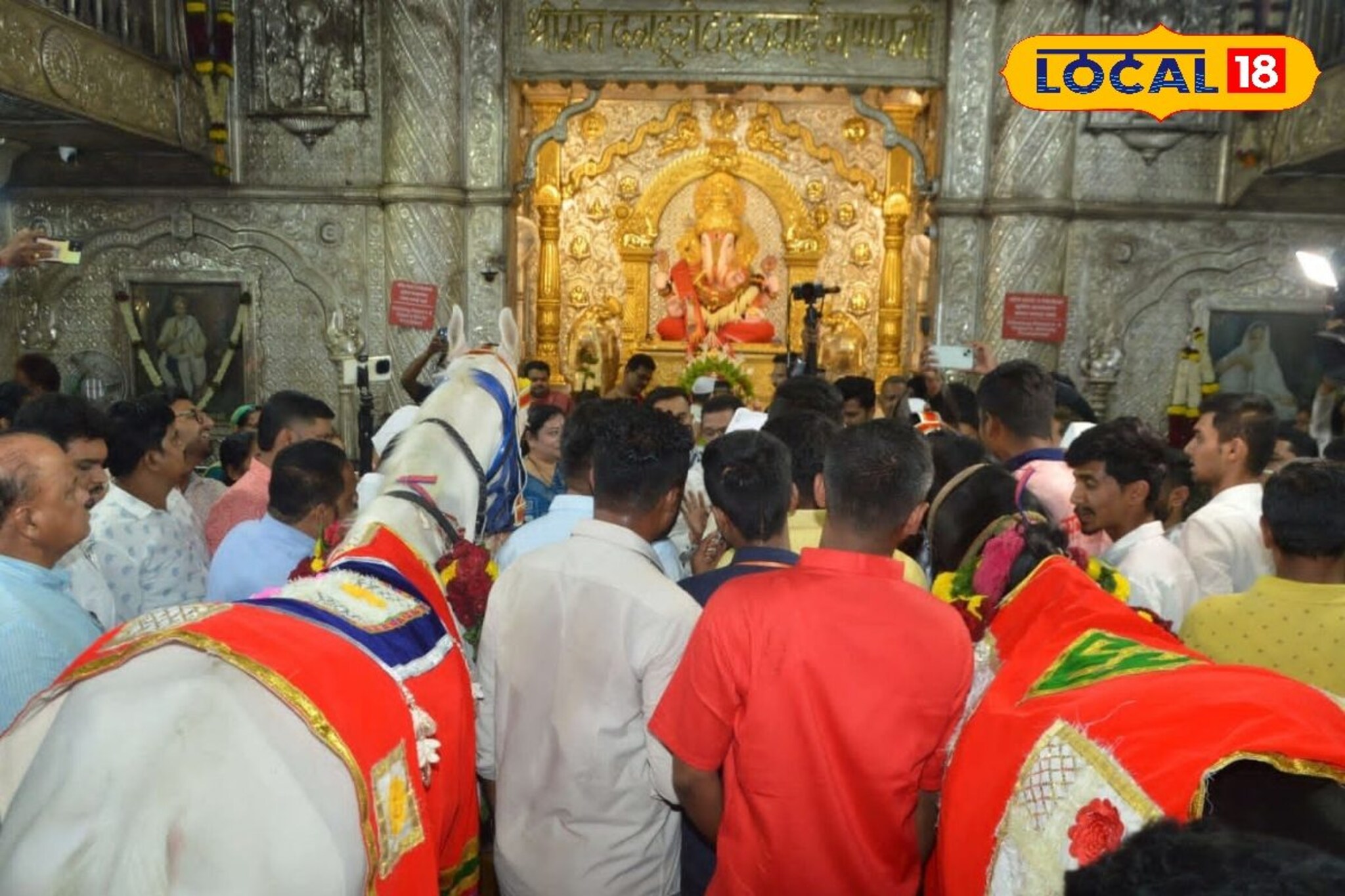 Ashadhi Wari 2025: माऊलींच्या अश्वराजांची श्रीमंत दगडूशेठ गणपतीला अनोखी मानवंदना