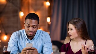 What is Phubbing in Relationships