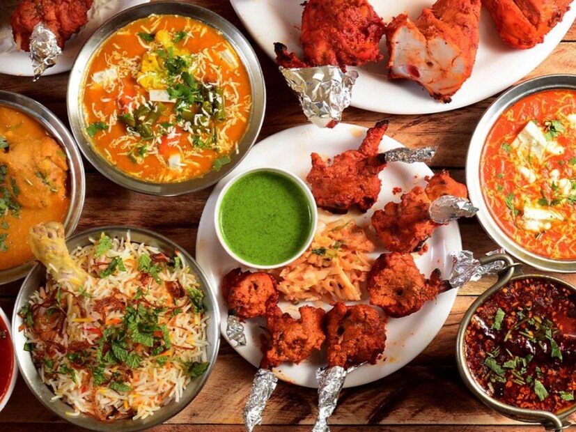 श्रावणातील वातावरण दमट असतं आणि विषाणूंची वाढ या दिवसात खूप होते, त्यातल्या त्यात मृत जीवांवर जास्त होते.  मांसाहार करायचा म्हटले की ते कापण्यापासून करून खाण्यापर्यंत बराच वेळ असतो. पण यात जास्त वेळ लागला तर विषाणू वाढू शकतात आणि त्यामुळे पोटाचे विकार होऊ शकतात.