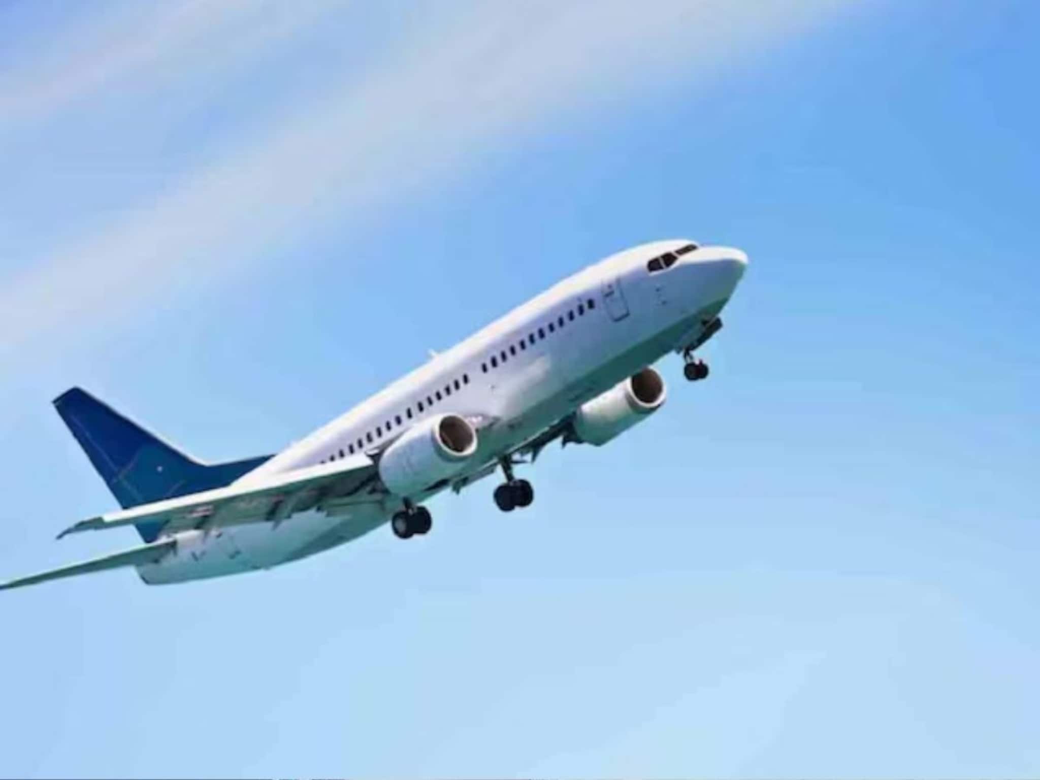 Worlds Shortest Flight Journey : मॅगी शिजायला ठेवायची आणि जाऊन यायचं! जगातील सगळ्यात फास्ट विमान प्रवास, तिकीट किती?
