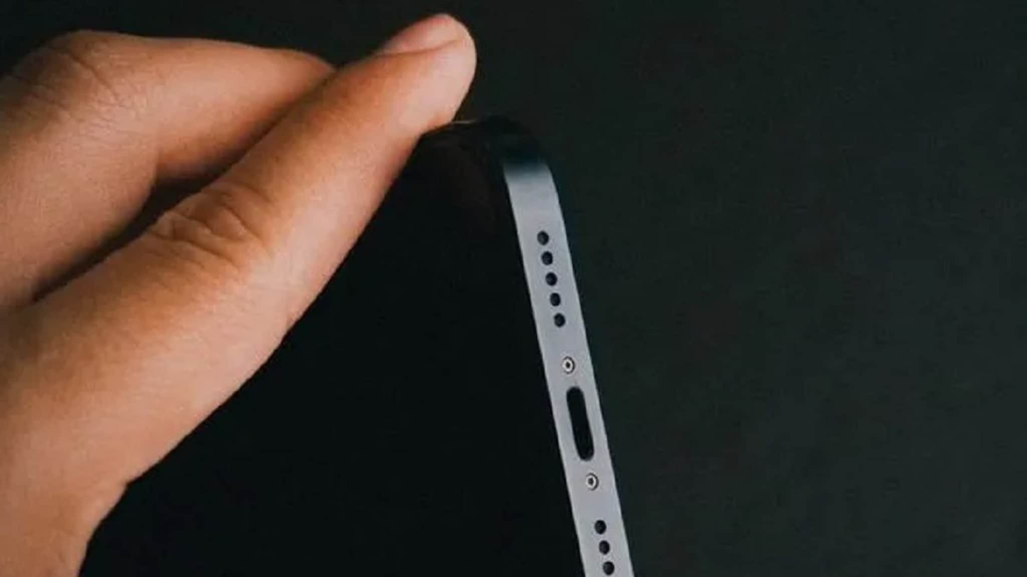 फोन स्पीकरमधून कमी आवाज येतोय? सर्व्हिस सेंटरला न जाता दुरुस्त होईल मोबाईल 