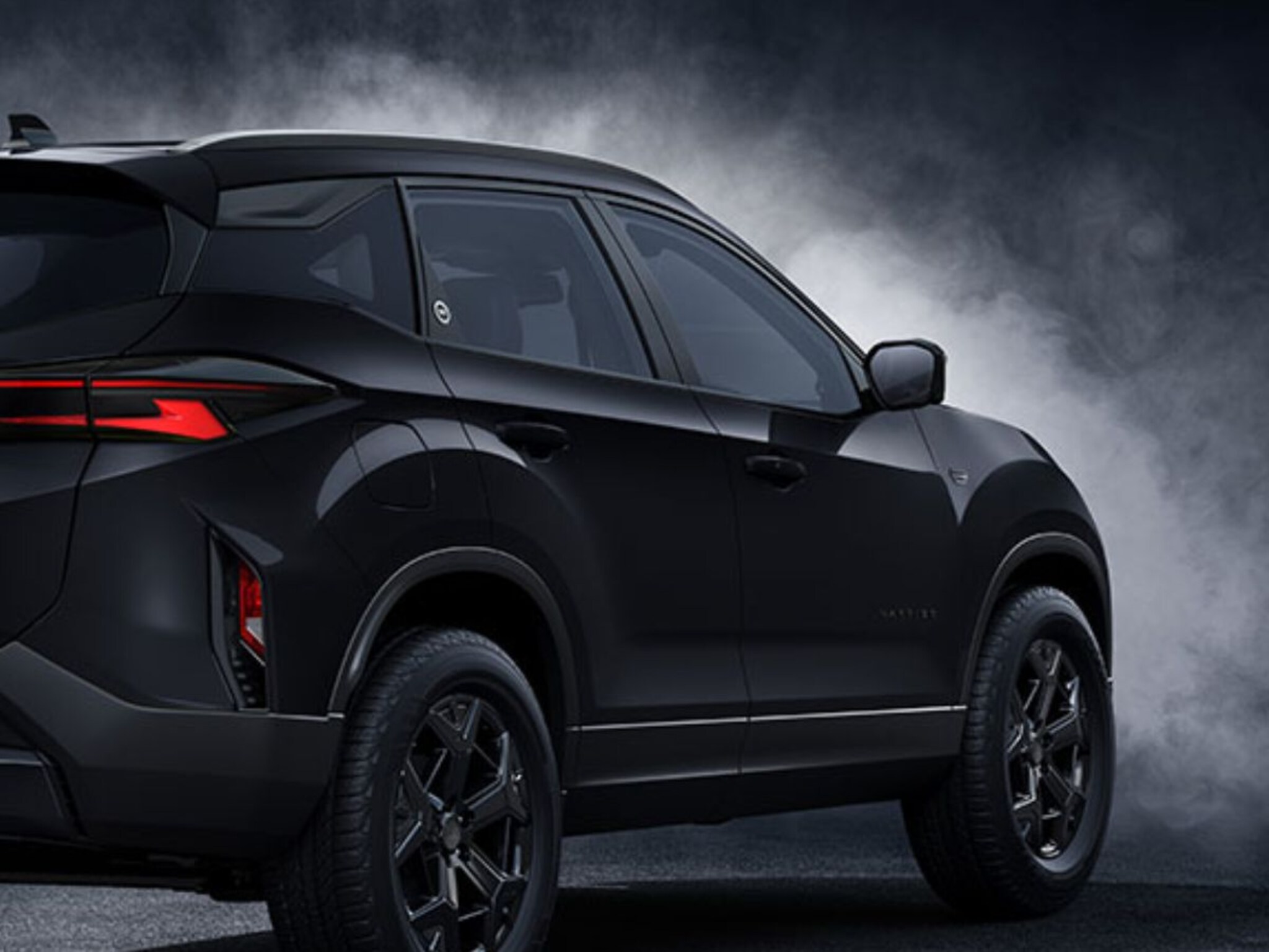Tesla आता विसरा! Tata लाँच करतेय land rover चा टच असलेली SUV, रेंज ऐकून कराल बूक