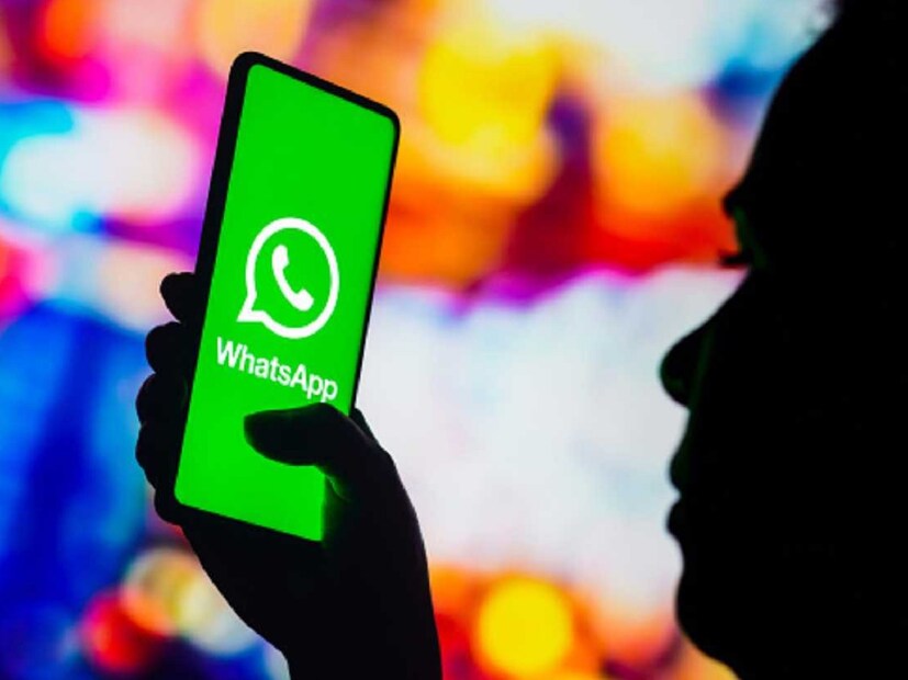 आवश्यक अटी : व्हॉट्सअॅपवर मोशन फोटो पाठवण्यासाठी, हे फीचर तुमच्या स्मार्टफोनमध्ये आधीच असणे आवश्यक आहे. जर तुमच्या फोनमध्ये मोशन फोटो कॅप्चर करण्याची क्षमता नसेल, तरीही तुम्ही इतरांनी पाठवलेले मोशन फोटो पाहू शकाल.