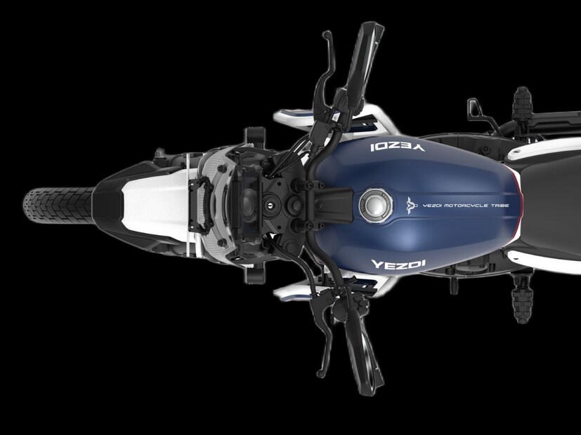   नव्या Adventure मध्ये चांगले फिचर्स दिले आहे. ही बाइक तुम्हाला  BMW R 1250 GS ची कॉपी वाटेल. कारणAdventure चा हेडलाइट, नवी LED DRL, फ्युल टँक, साइड पॅनल, टेल सेक्शन आणि इतर पॅनल अपडेट केले आहे.  एवढंच नाहीतर डिजिटल इंस्ट्रूमेंट कन्सोल आधीचाच दिला आहे. ही बाइक ब्लूटूथ कनेक्टिविटीसह येते. 
