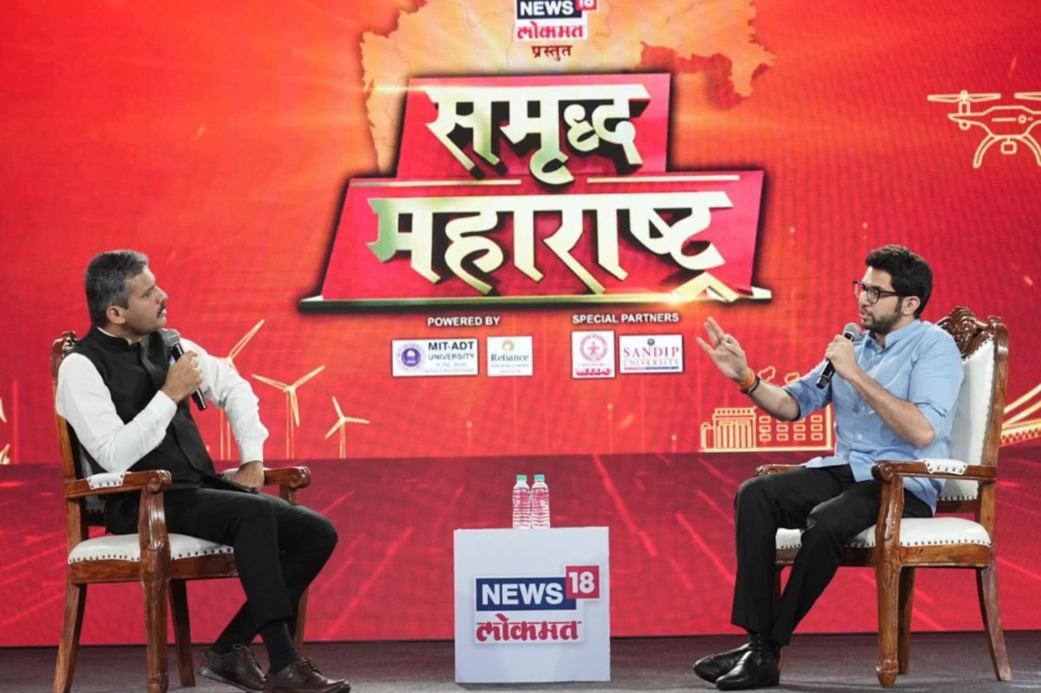 'ठाकरेंची मुलं बॉम्बे स्कॉटीशला...',  इंग्रजी शिक्षणावर आदित्य पहिल्यांदाच बोलले