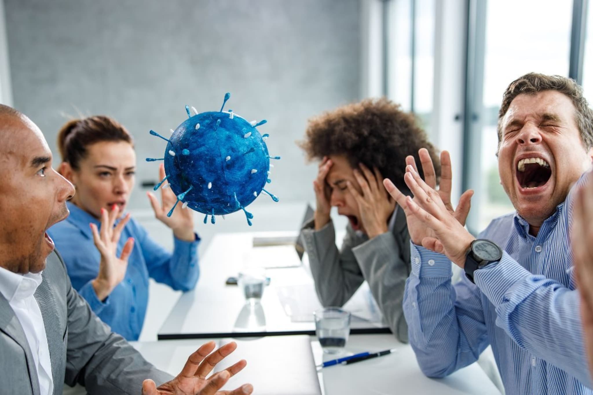 कोरोनाचे 50 बळी! फक्त या लोकांचाच जीव घेतोय, तुम्हालाही आहे का धोका? पाहा