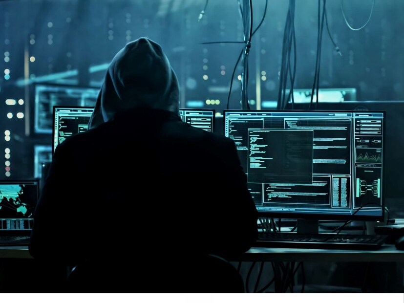 एकदा फाइल इन्स्टॉल झाली की, हॅकर्स अज्ञात अॅप्स इन्स्टॉल करण्याची परवानगी देण्यासाठी त्याचा वापर करतात. त्यानंतर ते यूझर्सच्या फोनवर मालवेअर इन्स्टॉल करतात.