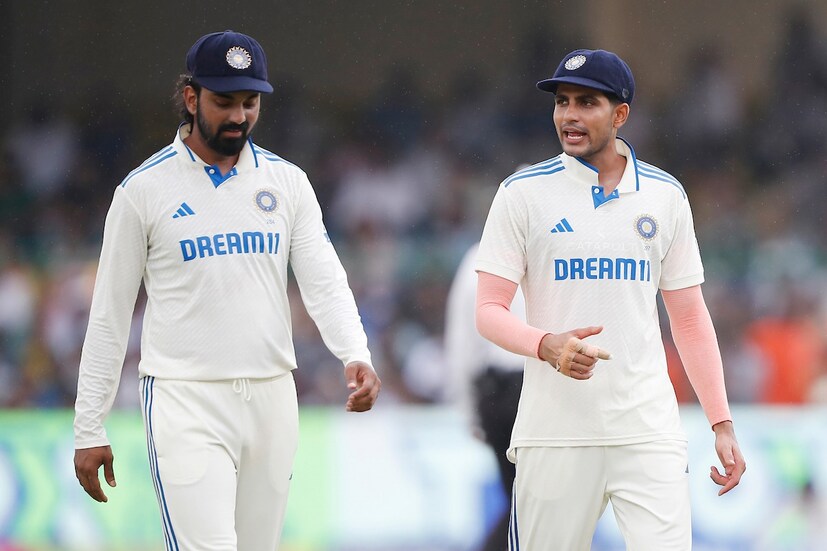 सध्या इंग्लंडमध्ये 2 वेगवेगळे (भारत-इंग्लंड) संघ एकमेकांशी भिडत आहेत. अशातच काल झालेल्या पहिल्या कसोटी मालिकेच्या सामन्यात भारताच्या वरिष्ठ संघाला इंग्लंडकडून पराभव पत्करावा लागला तर दुसरीकडे भारताच्या अंडर-19 संघाने इंग्लंडला 231 धावांनी पराभूत केले आहे.