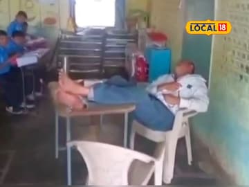 शाळेत