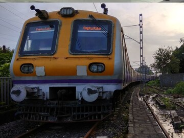 CBD Belapur हार्बर लाईन रेल्वे स्टेशनच्या नावात CBD चा अर्थ काय?