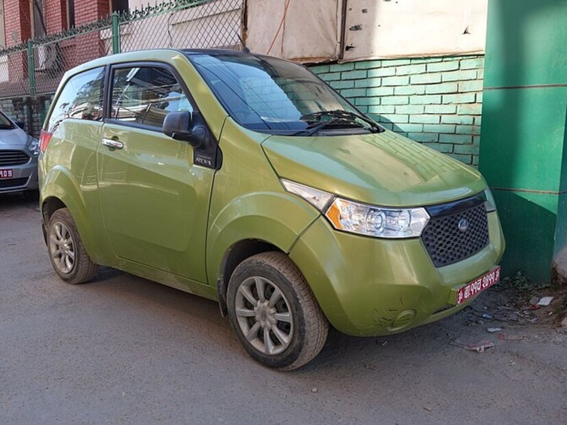  चालताना, इलेक्ट्रिक मोटरचा थोडासा आवाज वगळता e2O पूर्णपणे शांत होता. आवाज नसल्यामुळे पादचाऱ्यांना सहज भीती वाटायची कारण त्यांना गाडी त्यांच्या जवळ येत आहे हे कळत नव्हते. 