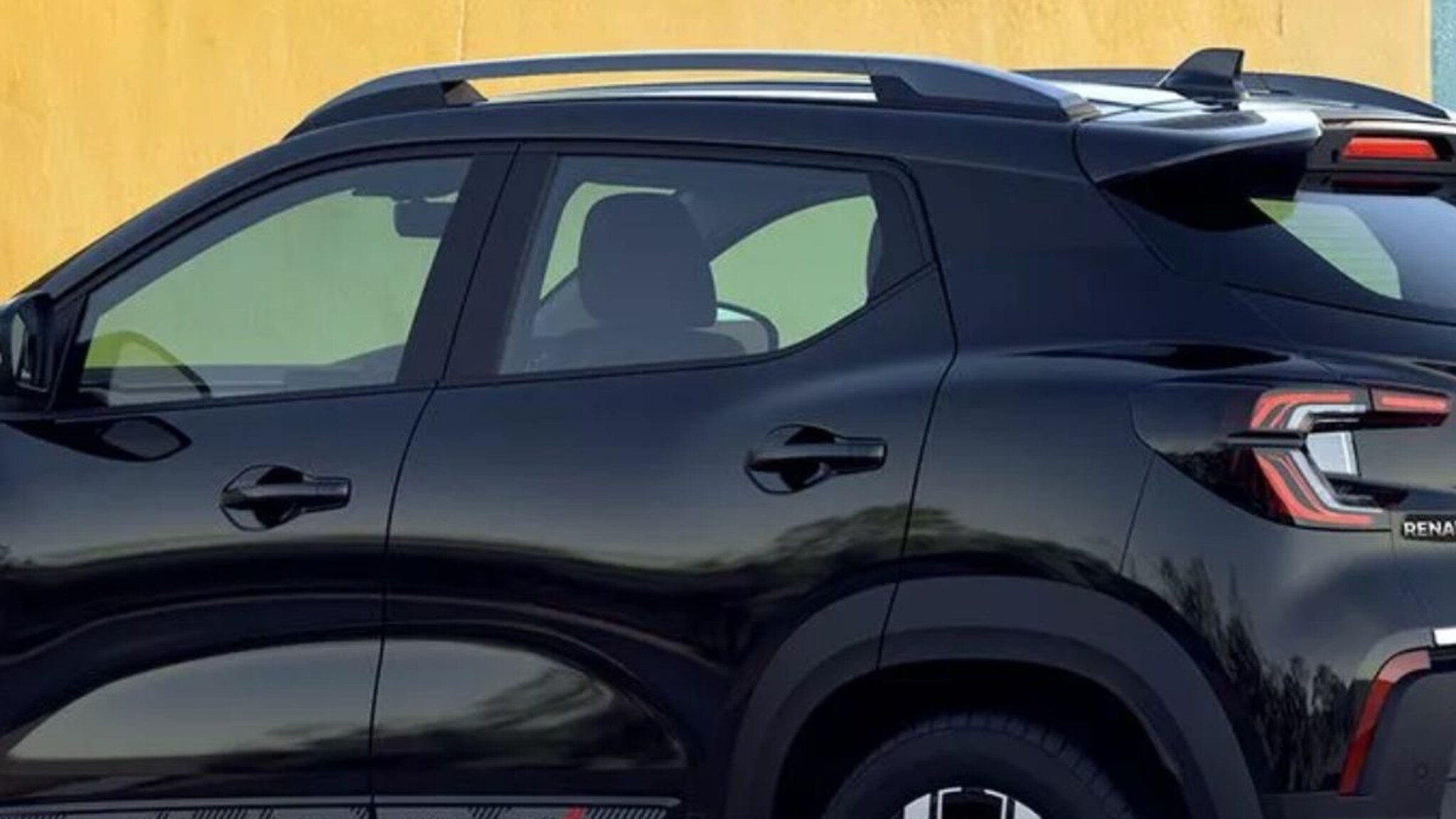 आता एसयूव्ही घेण्याचं स्वप्न होईल पूर्ण! भारतात येतेय सगळ्यात स्वस्त धाकड SUV, टाटाला थेट टक्कर