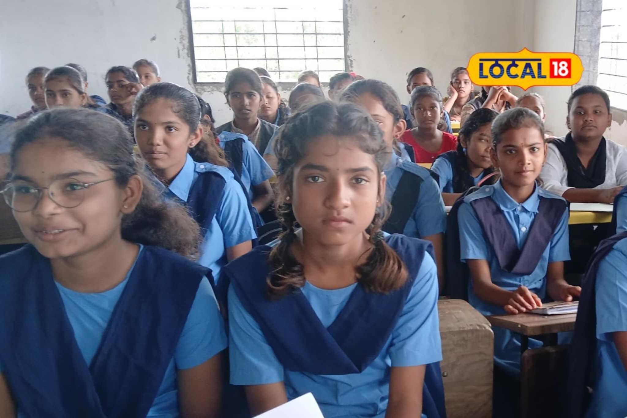 महाराष्ट्रातली अशी झेडपीची शाळा, 3 वर्षांपासून ॲडमिशन हाऊसफुल, Video