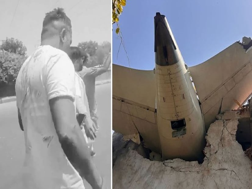 मी माझ्या सीटमधून बेल्ट काढला आणि जिथून बाहेर पडणे शक्य होते, तिथून बाहेर पडलो, विश्वास यांच्या समोरच एअर होस्टेस आणि इतर प्रवासी, आंटी-अंकल सर्वजण त्यात अडकले होते. 