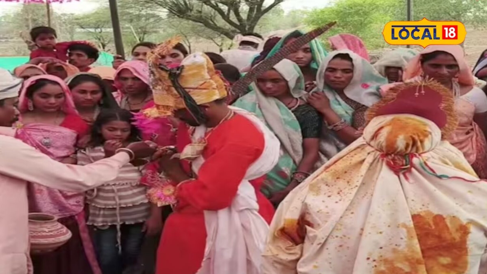 कन्यादान म्हणजे आनंद! इथे वऱ्हाड मंडळी स्वतः घेऊन येतात जेवण, हुंडा घेण्यावरही आहे बंदी, भारतात कुठे आहे 'हा' समाज?