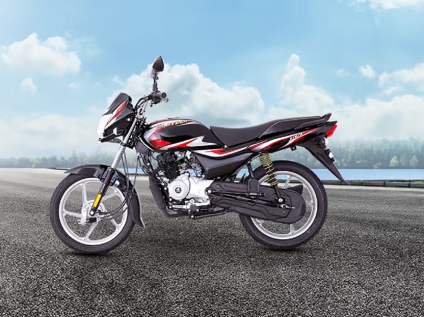 Bikes under 70000: स्कूटरची चर्चा होते तेव्हा होंडा अॅक्टिव्हाचा उल्लेख सर्वात आधी केला जातो. या स्कूटरने लोकांच्या मनावर इतका प्रभाव पाडला आहे की सर्वांनाच ती आवडते. पण जर तुम्हाला स्कूटरपेक्षा बाइक्स आवडत असतील, तर चला पाच बाइक्सवर एक नजर टाकूया ज्या होंडा अॅक्टिव्हा पेक्षाही स्वस्त आहेत. तुम्हाला टीव्हीएस, बजाज, होंडा आणि हिरो सारख्या प्रमुख ब्रँडच्या बाइक्स अॅक्टिव्हा पेक्षा कमी किमतीत मिळतील. Bikes under 70000: स्कूटरची चर्चा होते तेव्हा होंडा अॅक्टिव्हाचा उल्लेख सर्वात आधी केला जातो. या स्कूटरने लोकांच्या मनावर इतका प्रभाव पाडला आहे की सर्वांनाच ती आवडते. पण जर तुम्हाला स्कूटरपेक्षा बाइक्स आवडत असतील, तर चला पाच बाइक्सवर एक नजर टाकूया ज्या होंडा अॅक्टिव्हा पेक्षाही स्वस्त आहेत. तुम्हाला टीव्हीएस, बजाज, होंडा आणि हिरो सारख्या प्रमुख ब्रँडच्या बाइक्स अॅक्टिव्हा पेक्षा कमी किमतीत मिळतील.