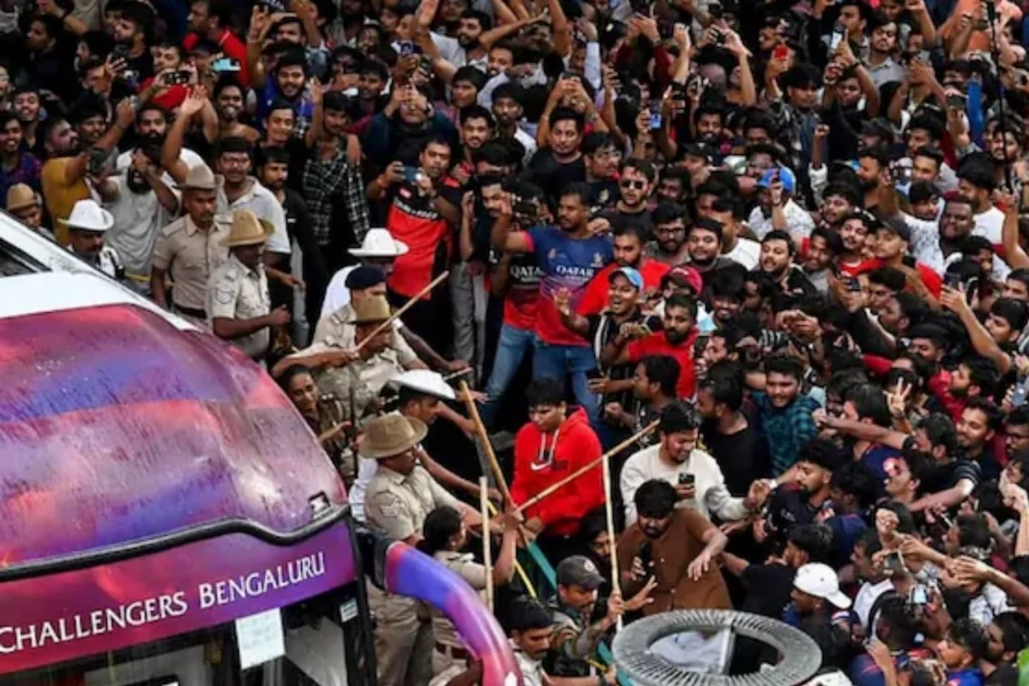 Bengaluru Stampede प्रकरणात धक्कादायक अपडेट,11 चाहत्यांच्या मृत्यूला RCB जबाबदार