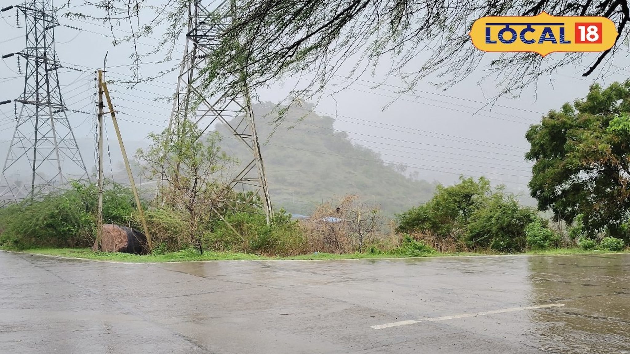 Marathwada Rain: सोसाट्याचा वारा अन् पावसाच्या धारा, मराठवाड्यात हवापालट, या जिल्ह्यांना अलर्ट