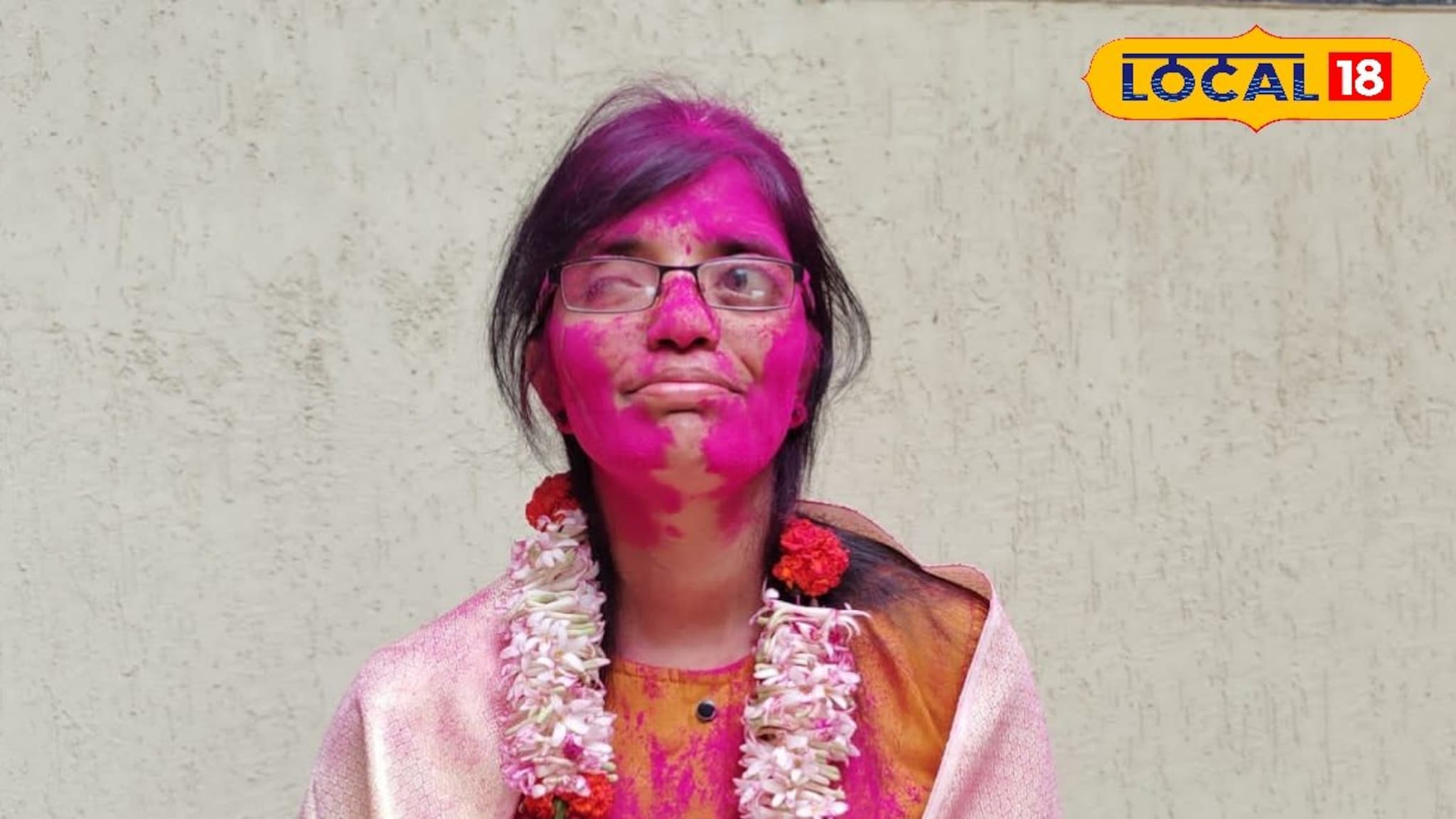 Success Story: फक्त जिद्द पाहिजे! अंधत्वावर मात करत प्रियांका बनली अधिकारी, MPSC परीक्षेत कसं मिळवलं यश?