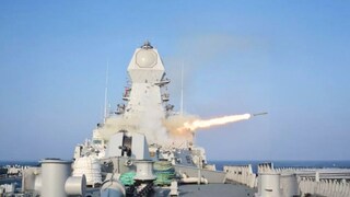 भारतीय नौदलाच्या हालचालींनी पाकिस्तान धास्तावला, 15 दिवसात 17 रॉकेट डागले, नेमकं काय घडतंय?