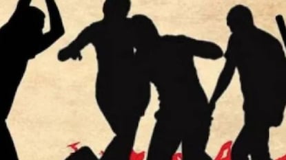 तरुणीनं एक्स ब़ॉयफ्रेंडचं अपहरण केलं, नग्न करून गुप्तांगावर...., हादरवून टाकणारं प्रकरण आहे काय?