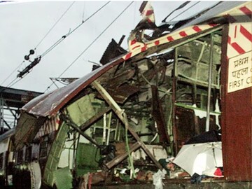 2006 बॉम्बस्फोट प्रकरणातील आरोपी हायकोर्टात निर्दोष, सु्प्रीम कोर्टातून समोर आली मोठी अपडेट