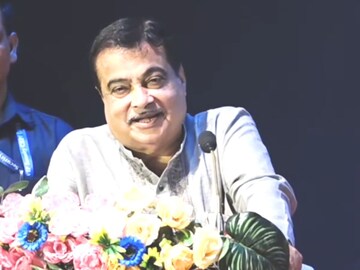 (केंद्रीय मंत्री नितीन गडकरी) (केंद्रीय मंत्री नितीन गडकरी)