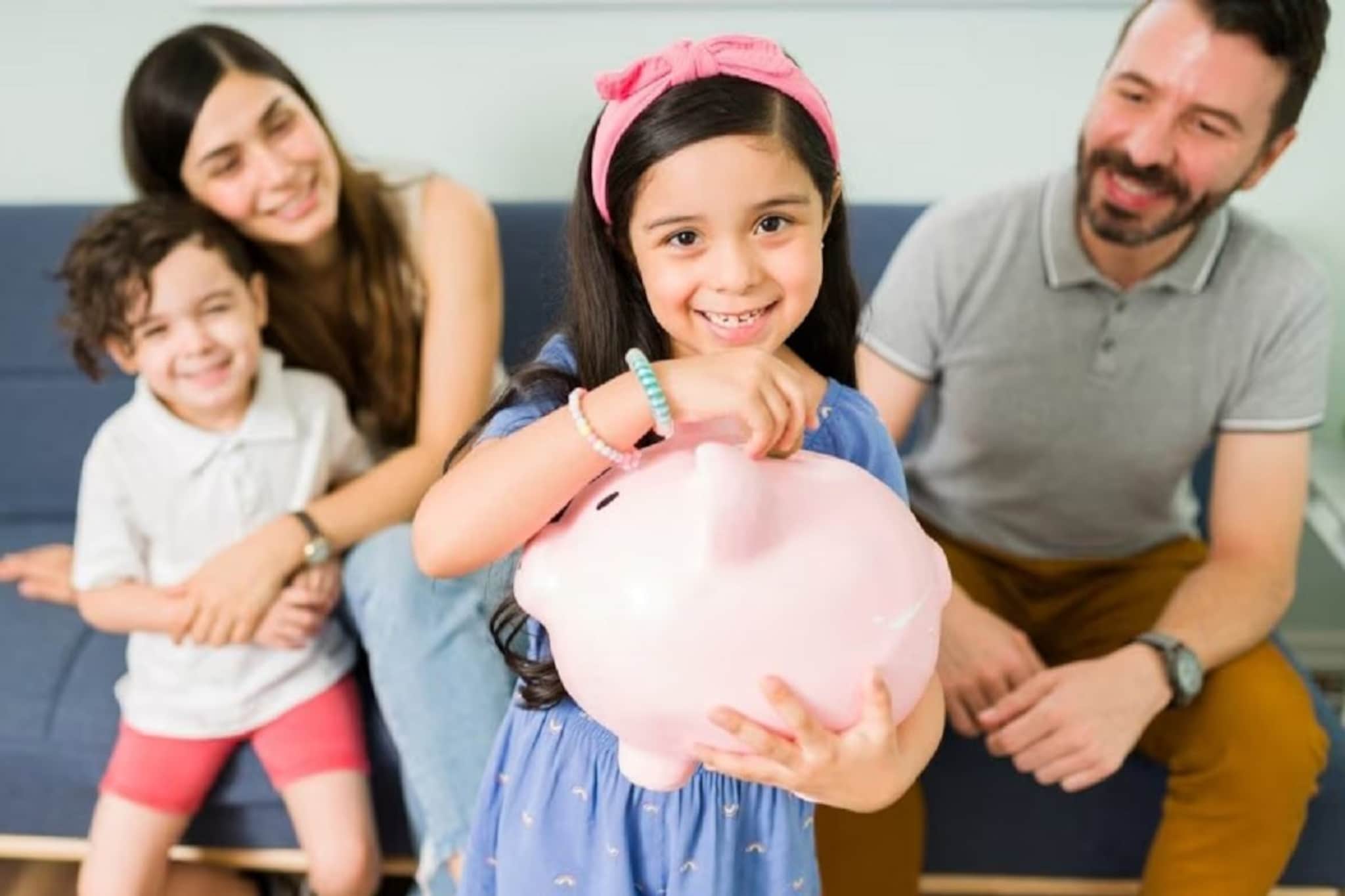 Post Officeची 'ही' स्किम मुलांच्या भविष्यासाठी आहे बेस्ट! मिळतं शानदार रिटर्न