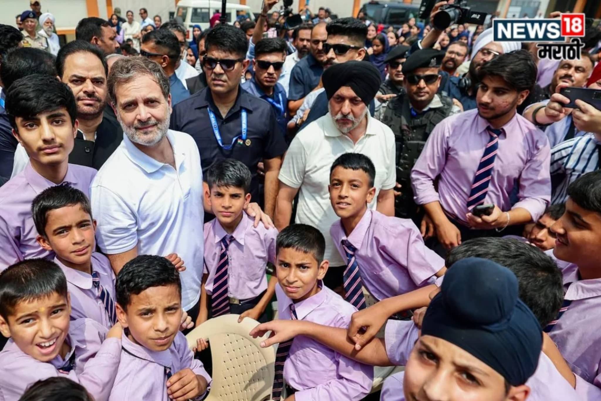 राहुल गांधी घेणार 22 मुलांना 'दत्तक', पालकांना गमावलेल्या मुलांना मदतीचा हात!