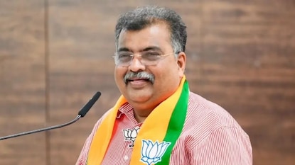 भाजपचं 'मिशन इलेक्शन'! युवा मतदारांसाठी खास मास्टरप्लॅन तयार, कशी घालणार साद? भाजपचं 'मिशन इलेक्शन'! युवा मतदारांसाठी खास मास्टरप्लॅन तयार, कशी घालणार साद?