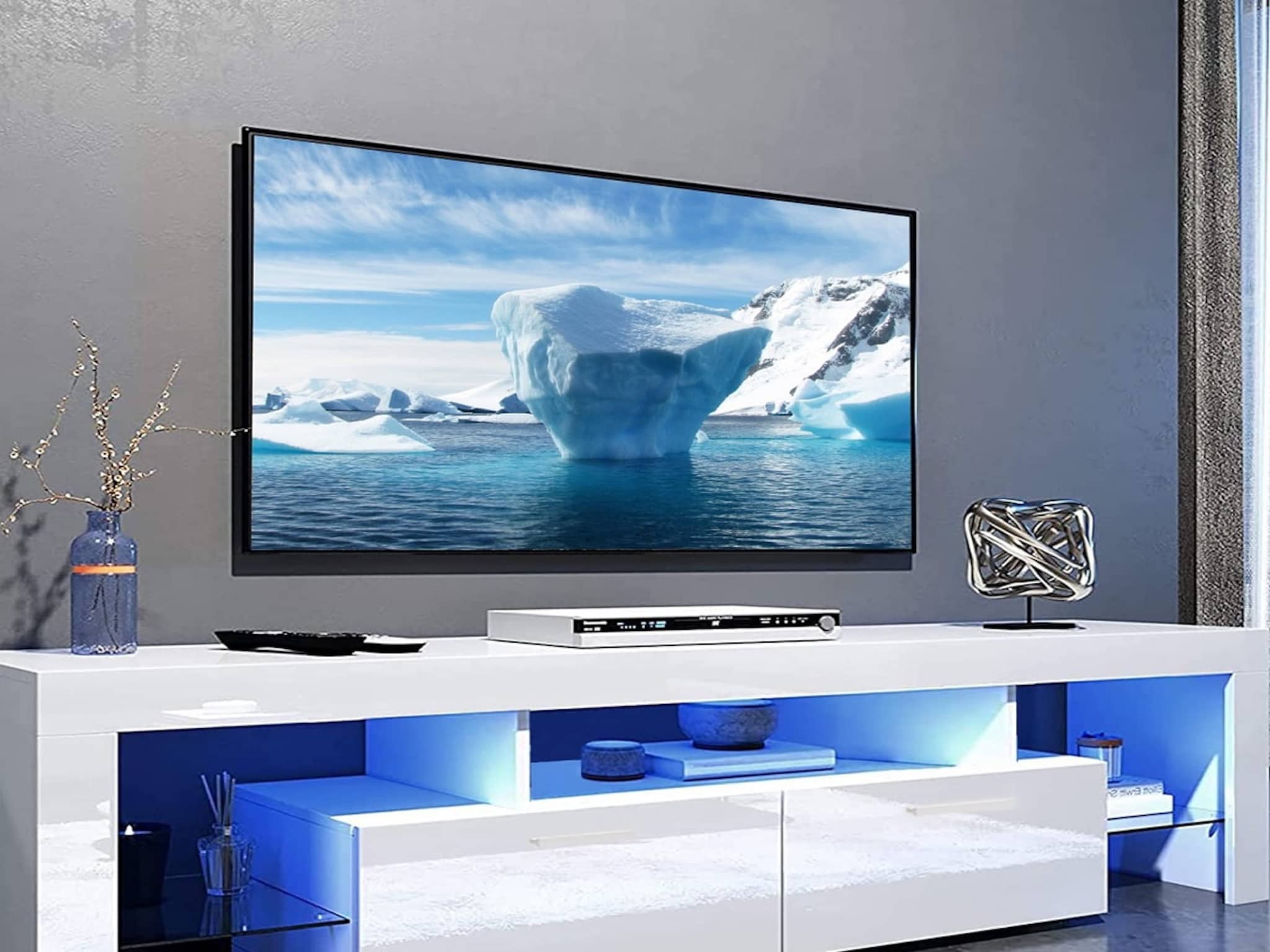 फक्त फोन, लॅपटॉप नाही तर Smart TV ही होऊ शकतो हॅक! असा करा बचाव