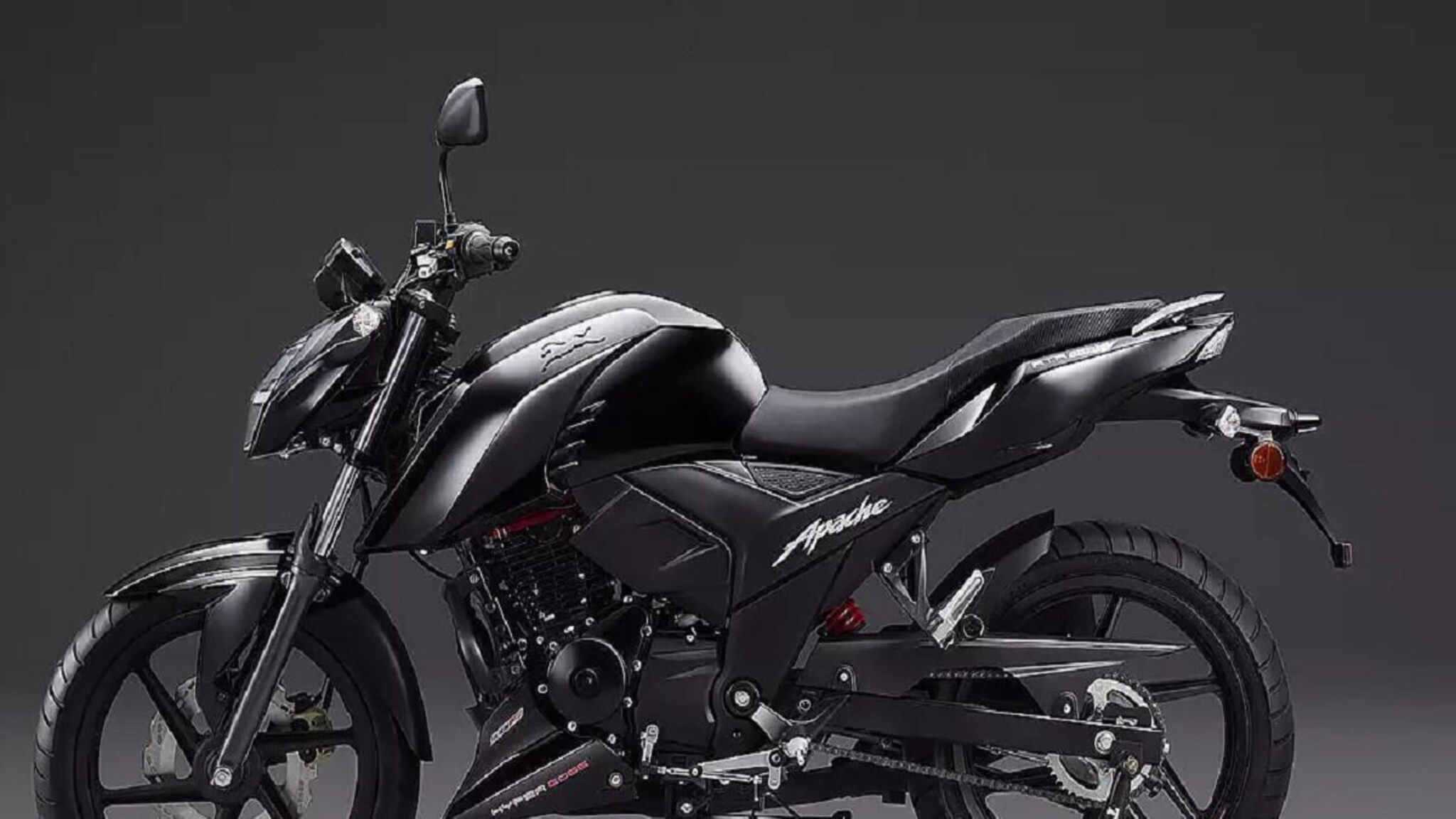 Apache बाईक फूल टँकवर चालेल 540 KM! खरेदी केल्यास EMI किती येईल?