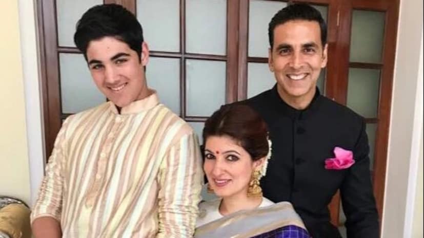 वडील अक्षय कुमार, आई ट्विंकल खन्ना आणि आजी डिंपल कपाडिया, आजोबा राजेश खन्ना अशा दोन्ही पिढ्या सुपरस्टार्स असलेल्या कुटुंबातील सदस्य असूनही आरवने स्वतःचा वेगळा मार्ग निवडला आहे.