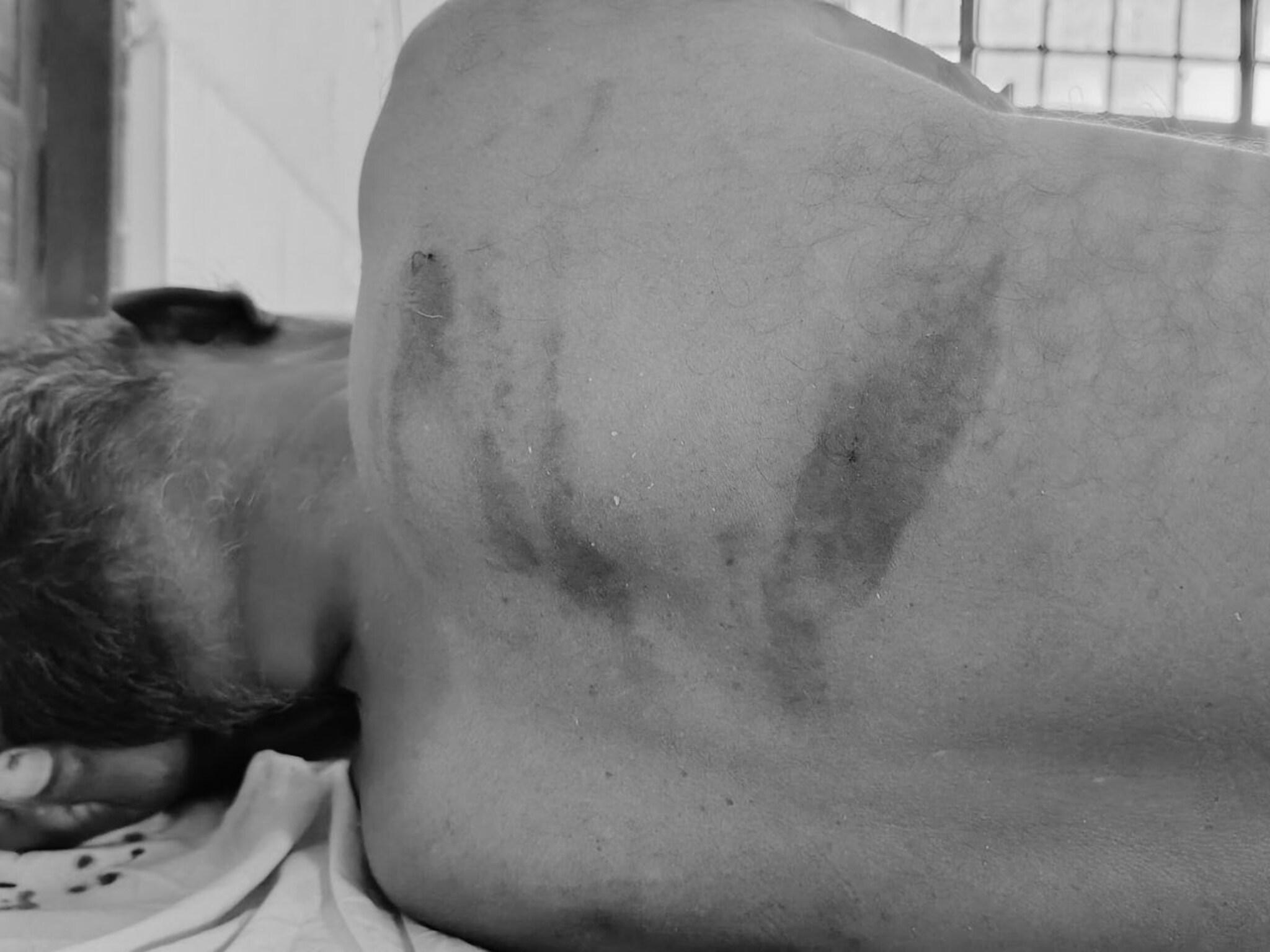 Beed: सालगड्याला अमानुष मारहाण अन् तोंडावर लघुशंका; पोलीस फौजदारालाही मारलं