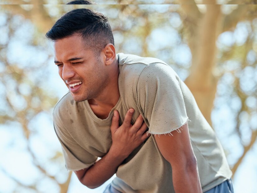 मानेसर येथील फोर्टिस हॉस्पिटलच्या कार्डियक सर्जरी विभागातील कार्डियक अँड व्हॅस्क्युलर सर्जन डॉ. महेश वाधवानी यांनी सांगितलं की, जर तुम्ही एकटे असताना हार्ट अटॅक आला तर काय करायला हवं?