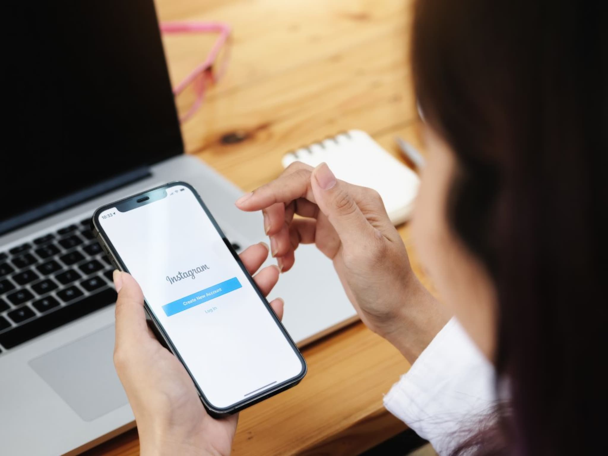Instagram चं नवं फीचर पाहिलंत का? यूझर्स करताय टिका, तुम्हीही चेक कराच