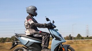 इलेक्ट्रिक स्कूटर 