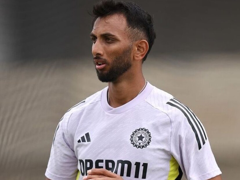 सध्या या सामन्यात 30 ओव्हर पुर्ण झाल्या असून साऊथ आफ्रिका 200 च्या आसपास पोहोचली आहे.या दरम्यान त्यांचे 4 विकेट पडले आहेत.